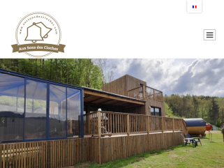 Aux Sons des Cloches, location de chalet de vacances avec jacuzzi et sauna privatif.