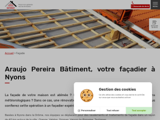 Rénovation de Façade par Araujo Pereira Bâtiment: Expertise en Façadier à Nyons, Drôme - Services de Ravalement, Peinture et Jointement